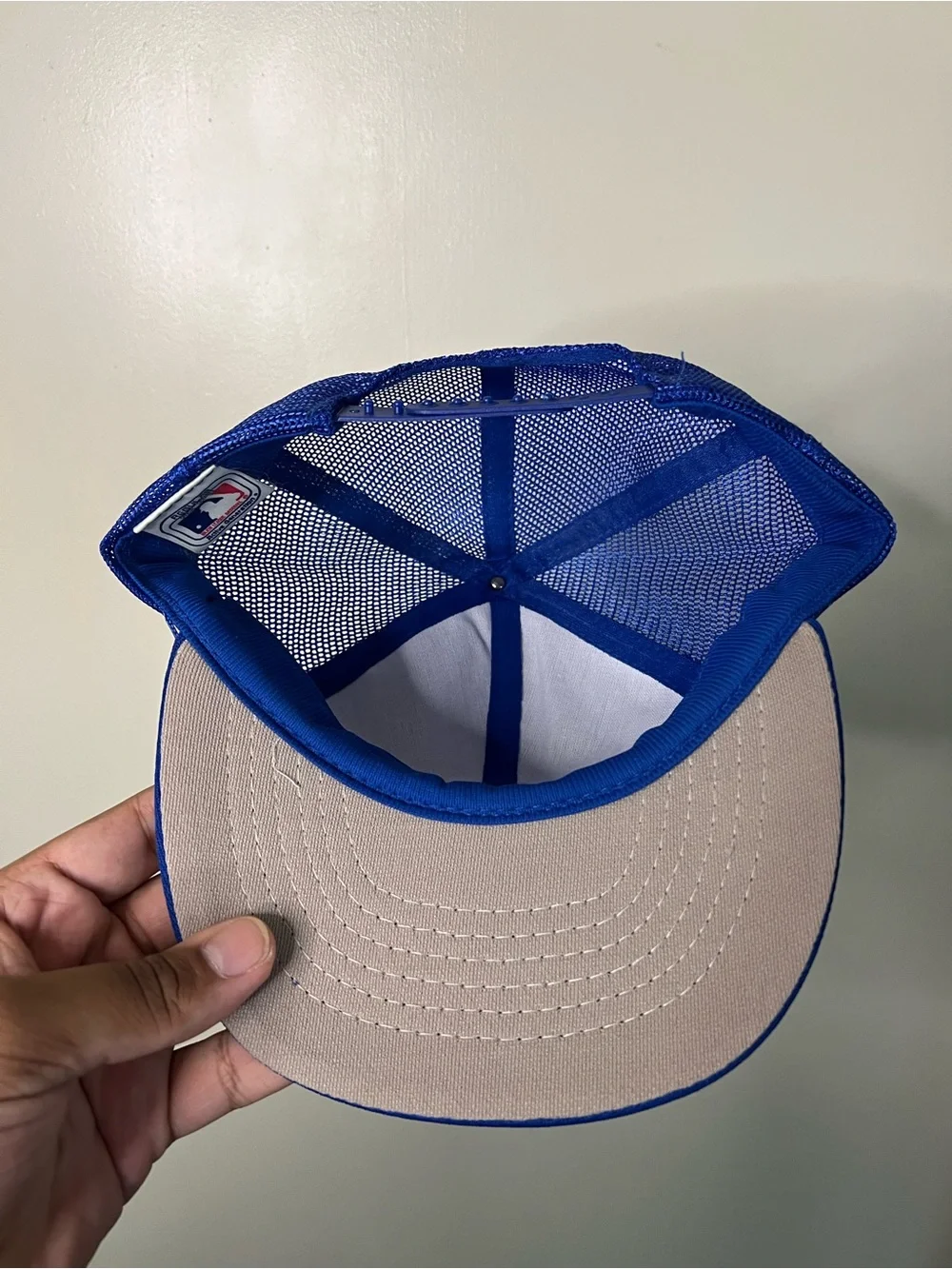 Vintage 90s Active Generation Atlanta Braves Mesh Trucker Hat Snapback